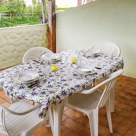 Casa Blu * ساريستو سوغليري